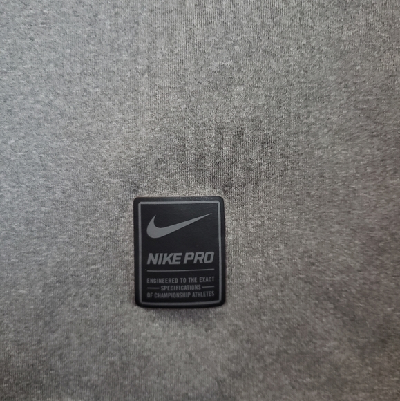 Men's Nike Dri Fit Shirt - Small - Picture 2 of 4